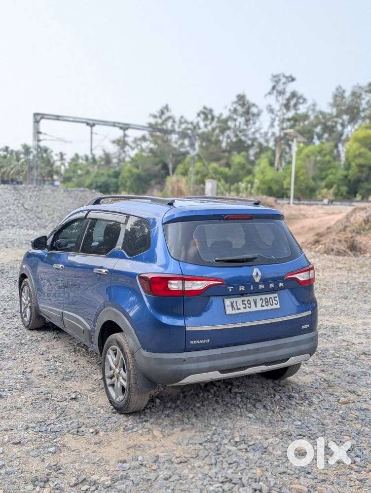 Renault Triber Rxz, 2019, Petrol