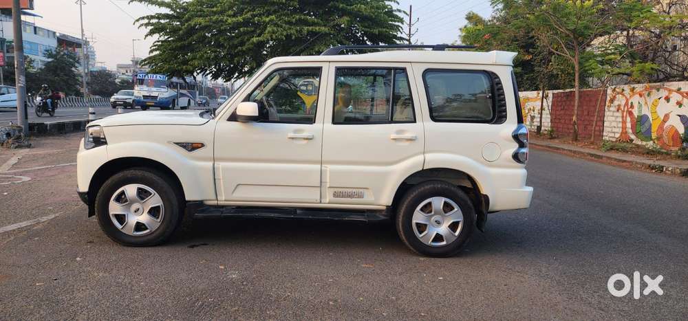 Mahindra Scorpio S6 Plus 8 Seater, 2015, Diesel