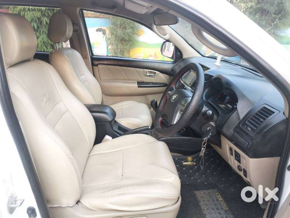 Toyota Fortuner 2011-2016 4x2 At, 2015, Diesel