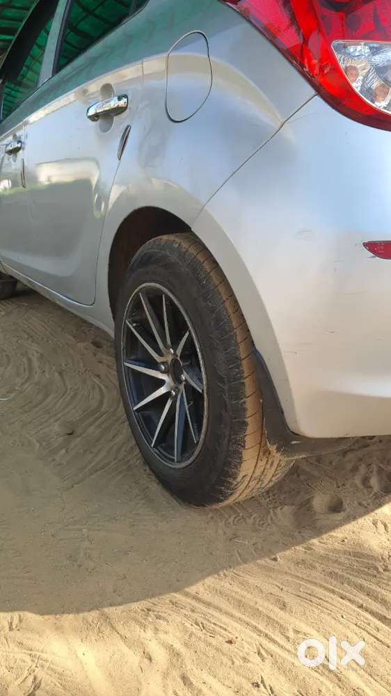 Hyundai I20 2012 Diesel 140000 Km Driven