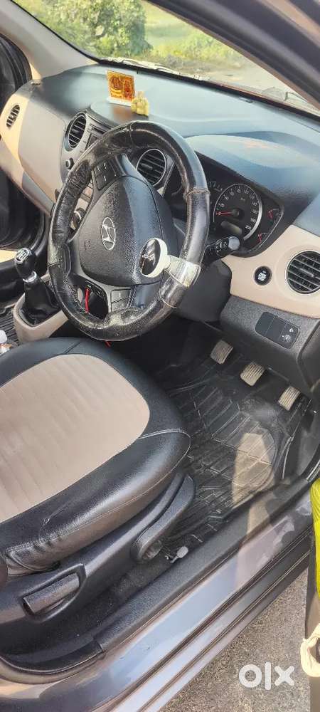 Hyundai Grand I10 2015 Petrol 40000 Km Driven