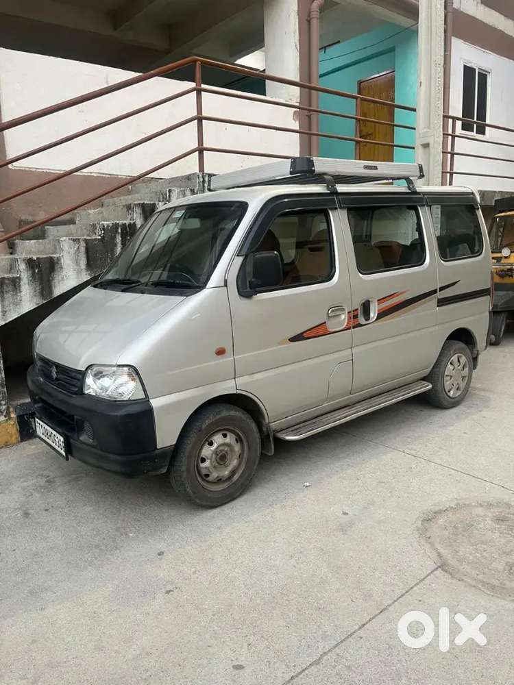 Good Condition Showroom Track