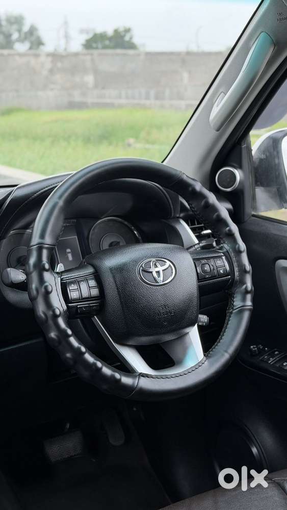 Toyota Fortuner 4x2 At 2.8 Diesel, 2019, Diesel