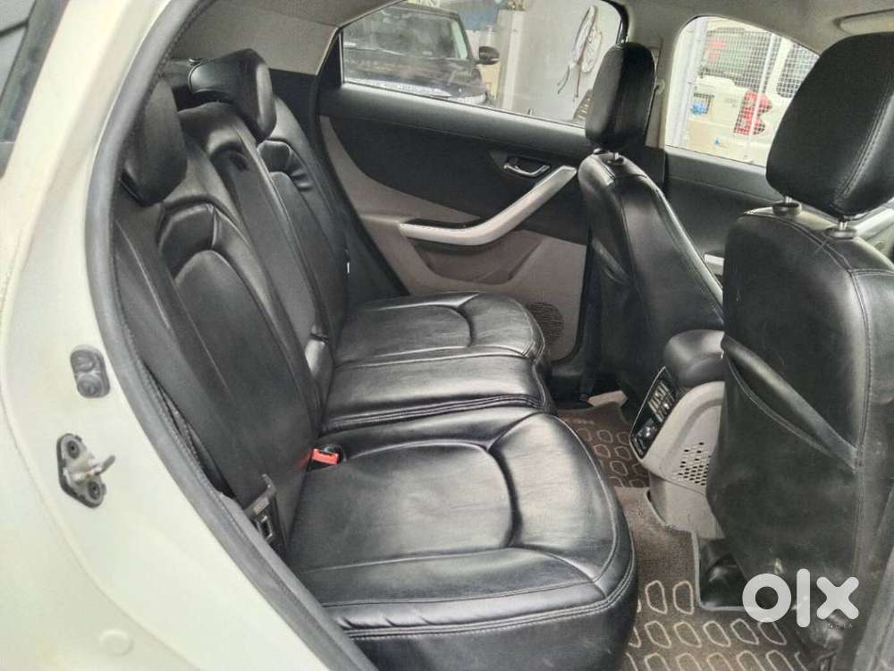 Tata Nexon 1.2 Revotron Xz Plus, 2018, Petrol
