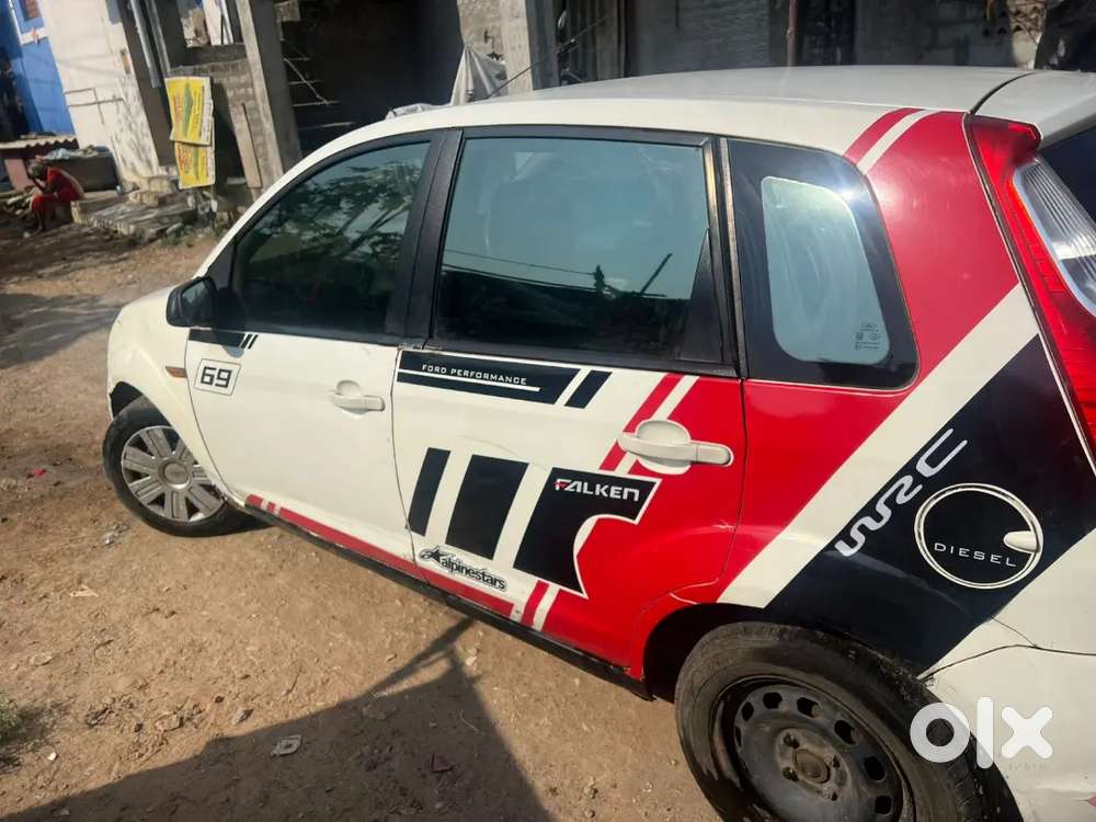 Ford Figo 2011 Diesel 100734 Km Driven