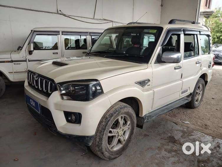 Mahindra Scorpio 2.2 S7 7 Str, 2018, Diesel