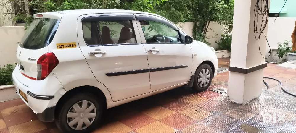 Extra Fitted Cng 28km Mileage