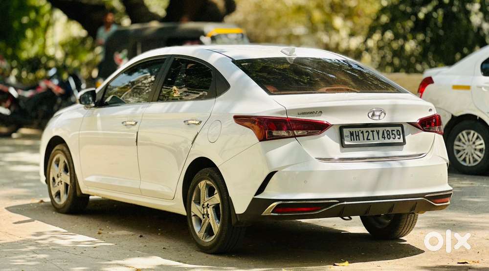 Hyundai Verna 1.5 Sx Petrol Mt, 2022, Petrol