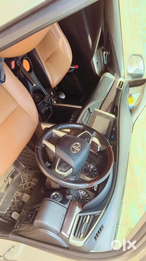 Toyota Innova Crysta 2019 Diesel 130000 Km Driven