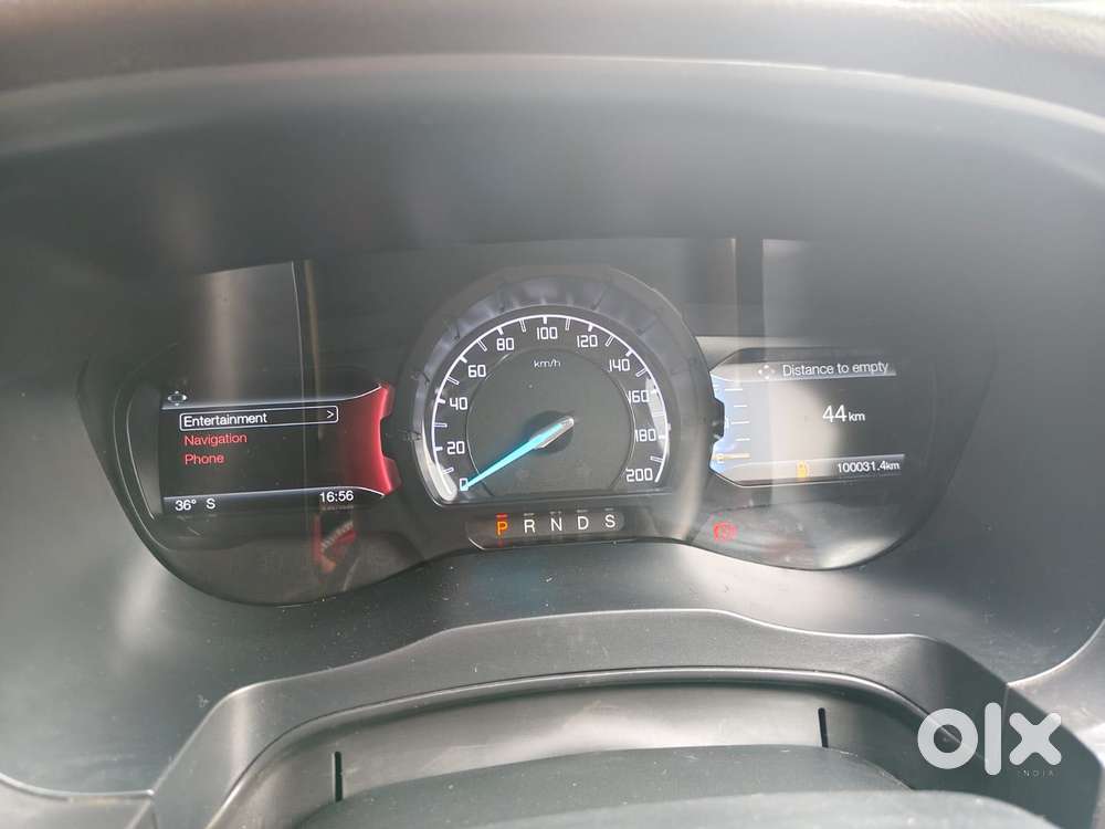 Ford Endeavour 2.2 Titanium At 4x2 Sunroof, 2017, Diesel