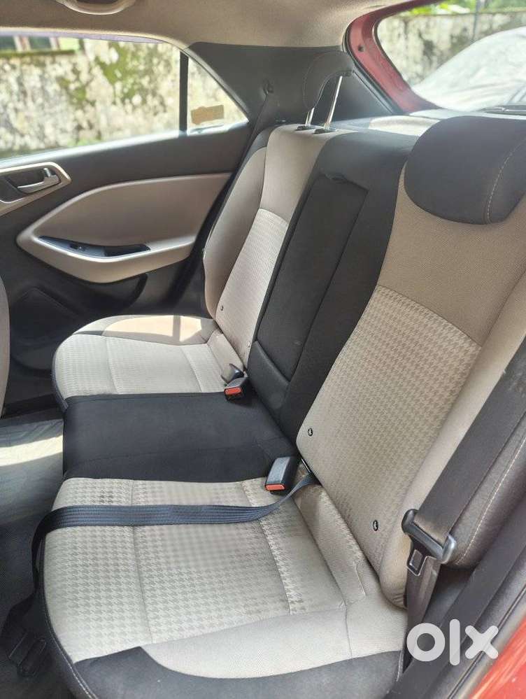 Hyundai I20 Petrol Asta Option, 2018, Petrol