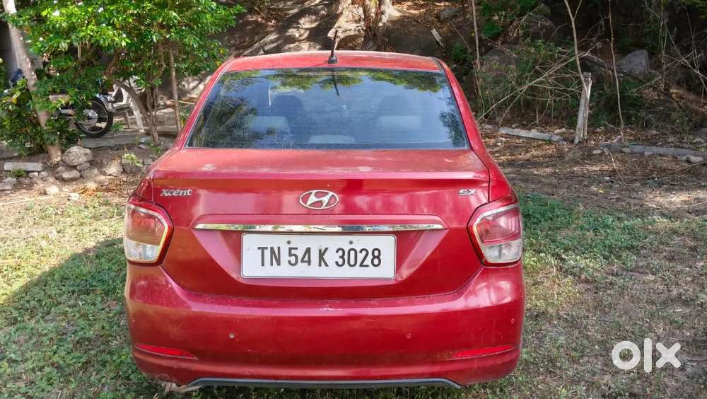 Hyundai Xcent 2015 Diesel Well Maintained