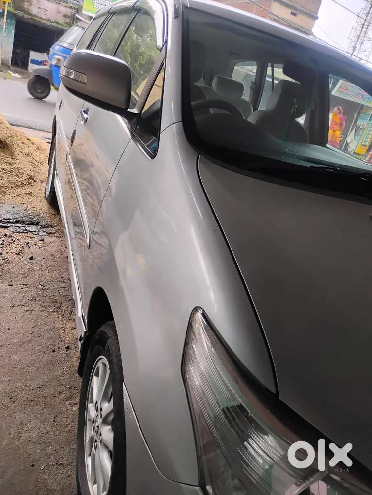 Toyota Innova Diesel 2012 7 Str