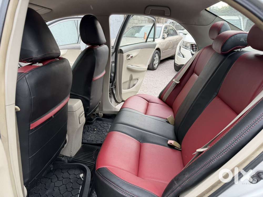 Toyota Corolla Altis Aero 1.8 J, 2011, Petrol