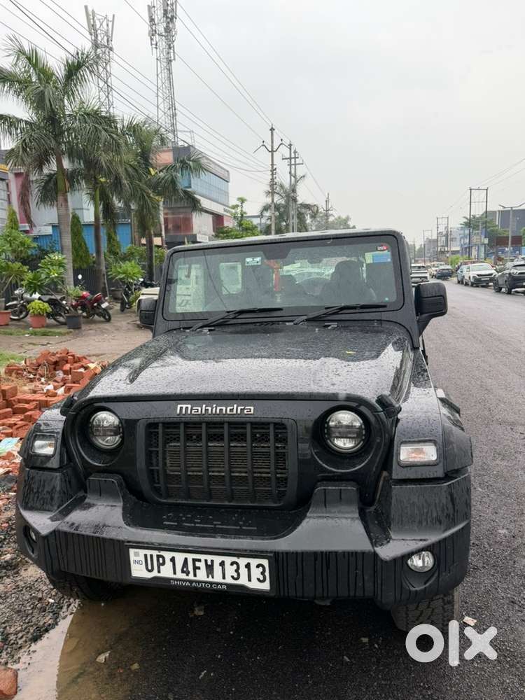 Mahindra Thar Petrol 2023
