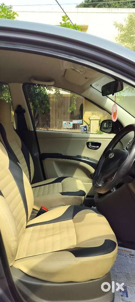 Hyundai I10 Sportz, 2016, Petrol