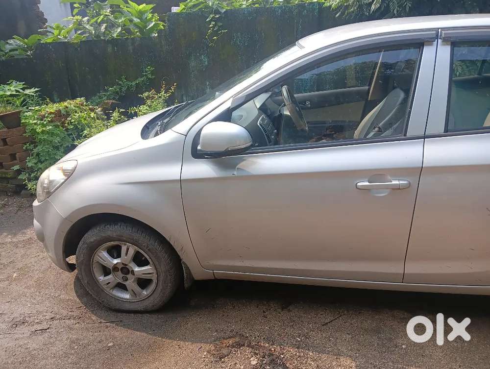 Hyundai I20 2011 Petrol Well Maintained