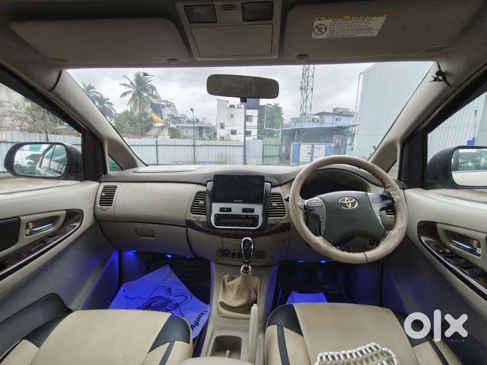 Toyota Innova 2.5 Ev Diesel Ms 8 Str Bsiii, 2012, Diesel