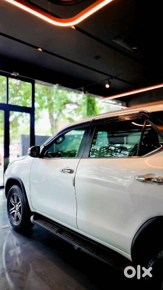 Toyota Fortuner 4x2 At 2.8 Diesel, 2023, Diesel