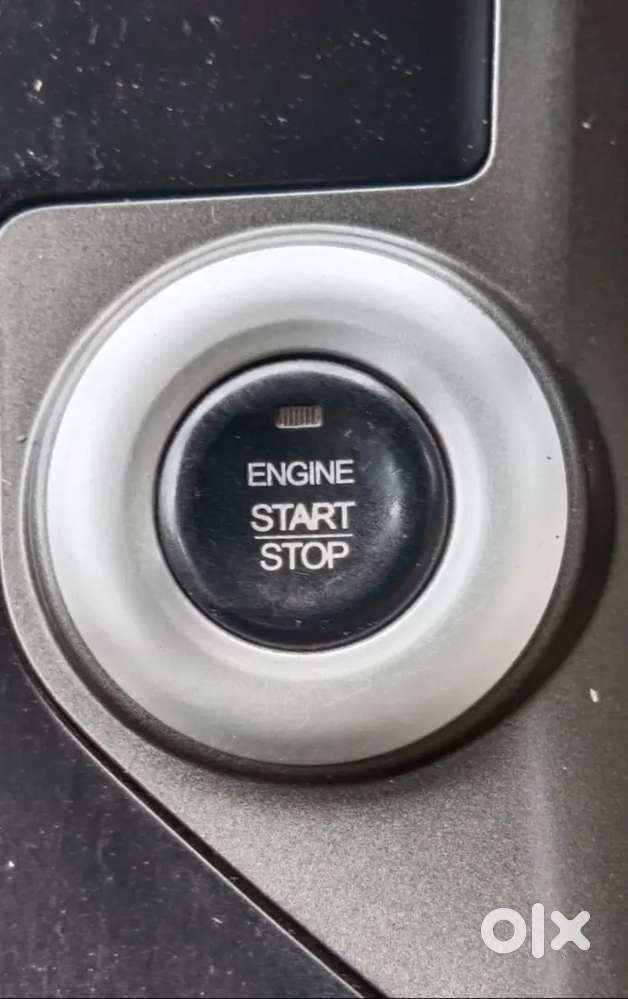 Mahindra Xuv500 2015 Diesel 125000 Km Driven