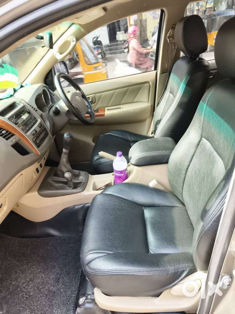 Toyota Fortuner 3.0 4x4 Manual, 2011, Diesel