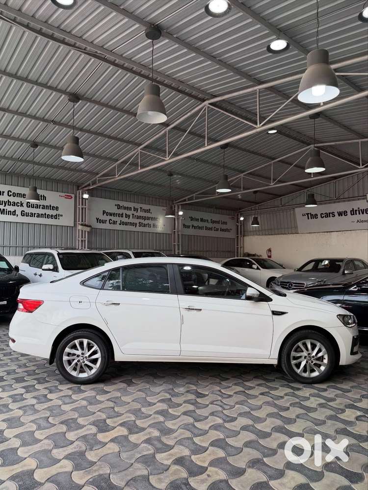 Skoda Slavia 1.5 Tsi Style At, 2023, Petrol