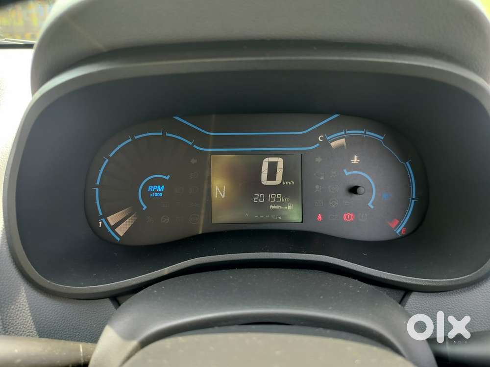 Renault Kwid 2019-ongoing 1.0 Rxt Amt (o), 2021, Petrol