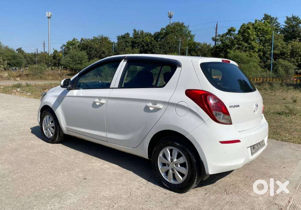Hyundai I20 Sportz 1.2 Vtvt, 2013, Petrol