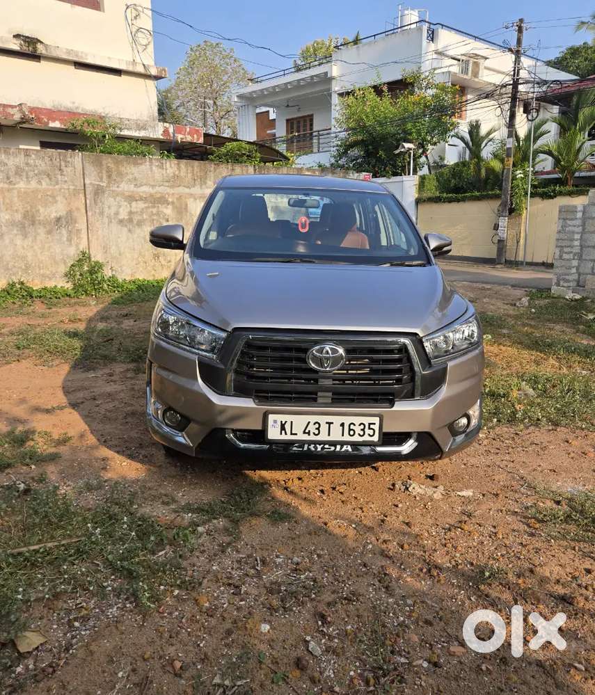 Toyota Innova Crysta 2018 Diesel Well Maintained