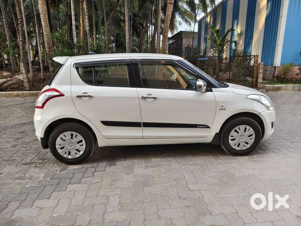 Maruti Suzuki Swift 1.2 Vxi (o), 2012, Petrol