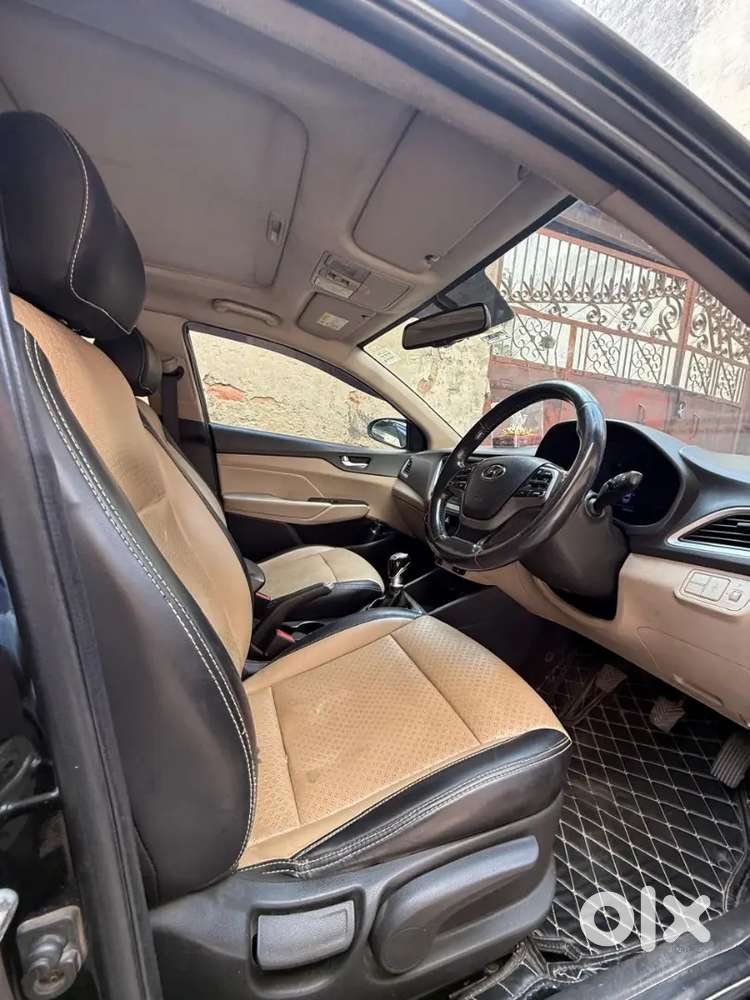 Verna Sedan Black