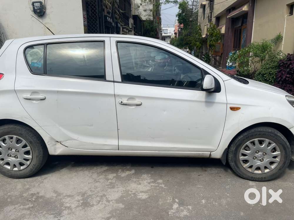 Hyundai I20 Magna Petrol 2011 Model Validity Till December