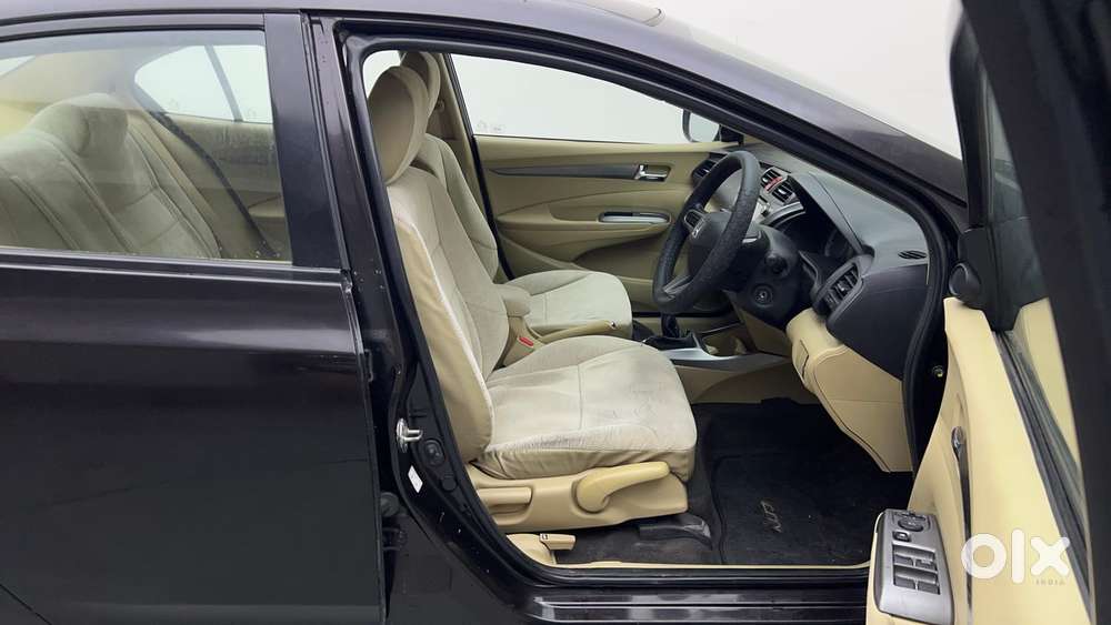 Honda City V Mt, 2013, Petrol