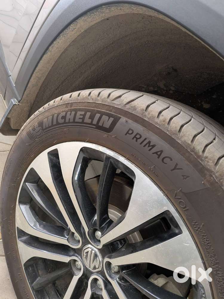Mg Hector 2022 Petrol 41500 Km Driven