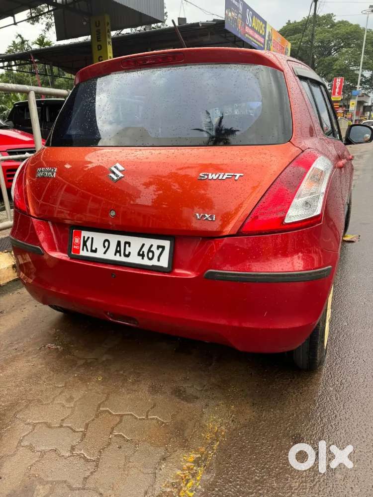 Swift 1.2 Maruti Suzuki 2011 Petrol