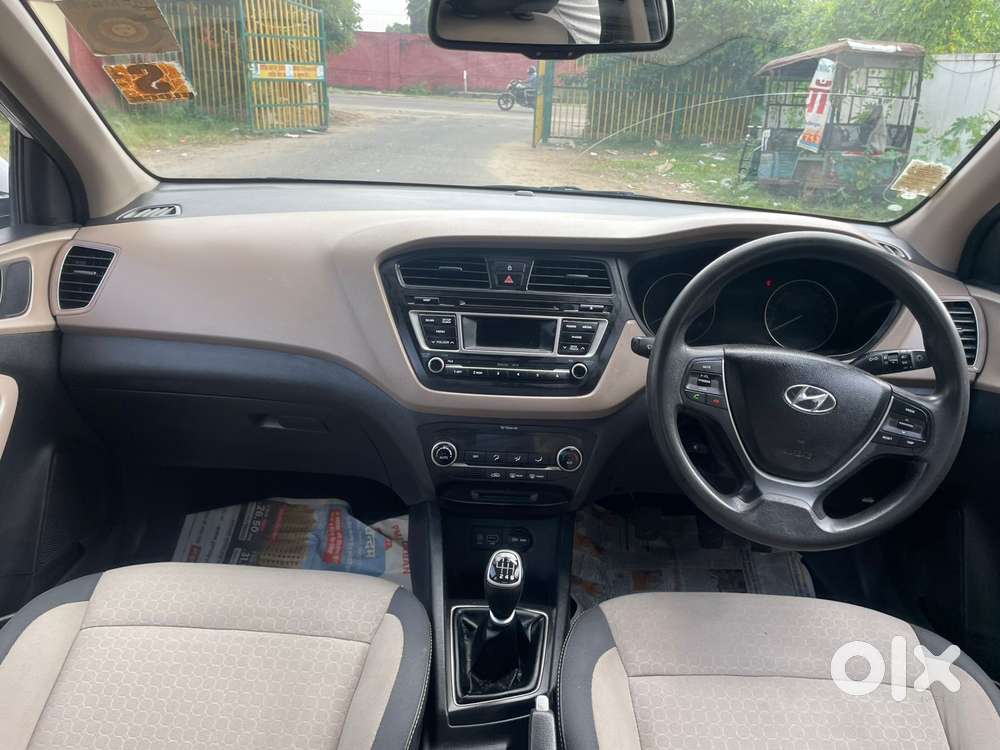 Hyundai Elite I20 Sportz (o) 1.4, 2015, Diesel