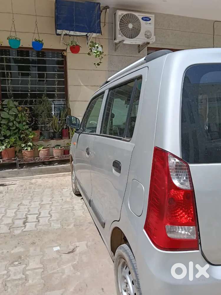Maruti Suzuki Wagon R 2012 Petrol Well Maintained