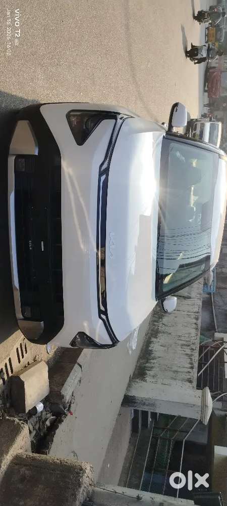 Kia Carens Clavis Petrol Manual 2025