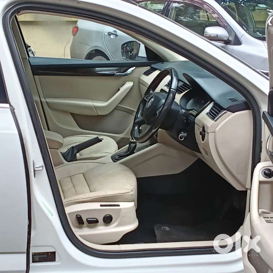 Skoda Octavia Elegance 2.0 Tdi At, 2014, Diesel