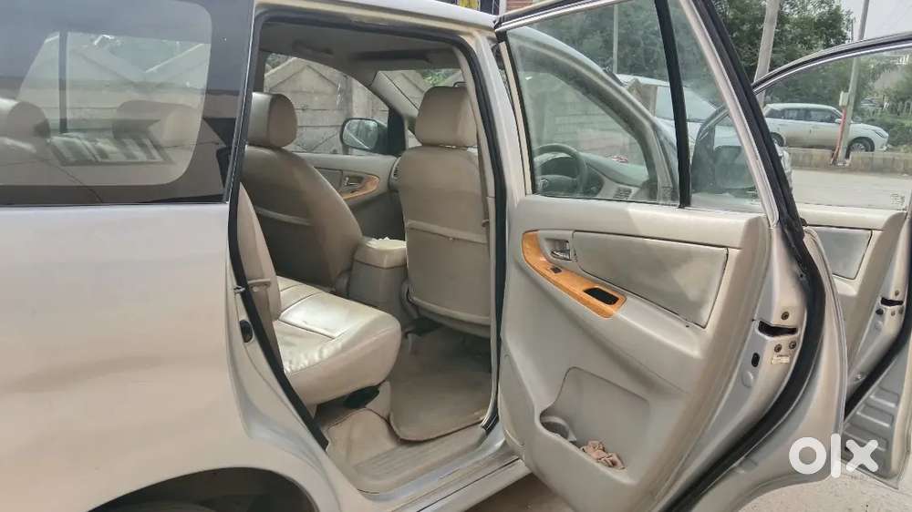 Toyota Innova 2.5 Vx 2012