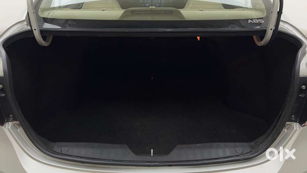 Maruti Suzuki Ciaz Zxi, 2015, Petrol