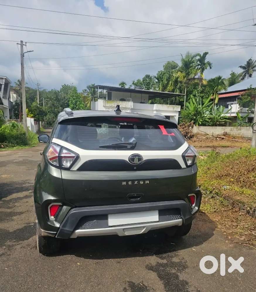 Tata Nexon Xza+ 1.5 Diesel Automatic (2021)