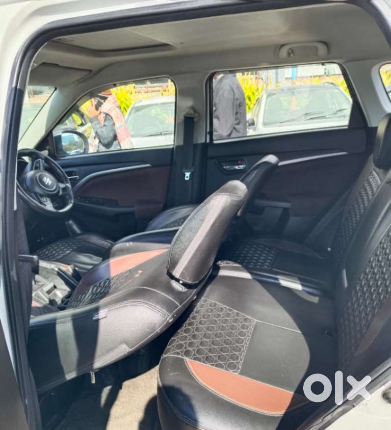 Maruti Suzuki Brezza 1.5 Zxi Smart Hybrid, 2022, Petrol