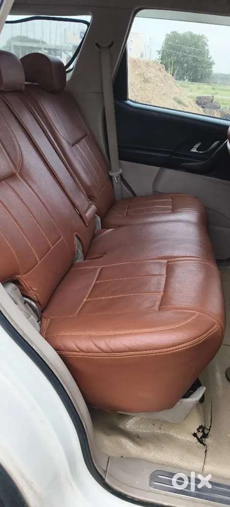 Mahindra Xuv500 2016 Diesel 250000 Km Driven