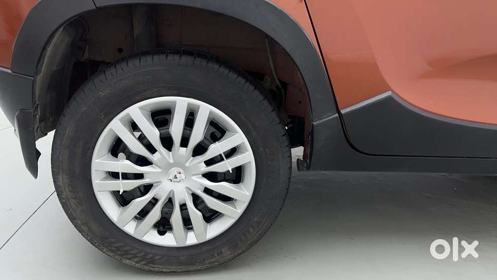 Mahindra Kuv 100 2016-2017 Mfalcon G80 K6 5str, 2016, Petrol
