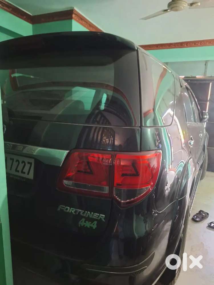 Toyota Fortuner 2012