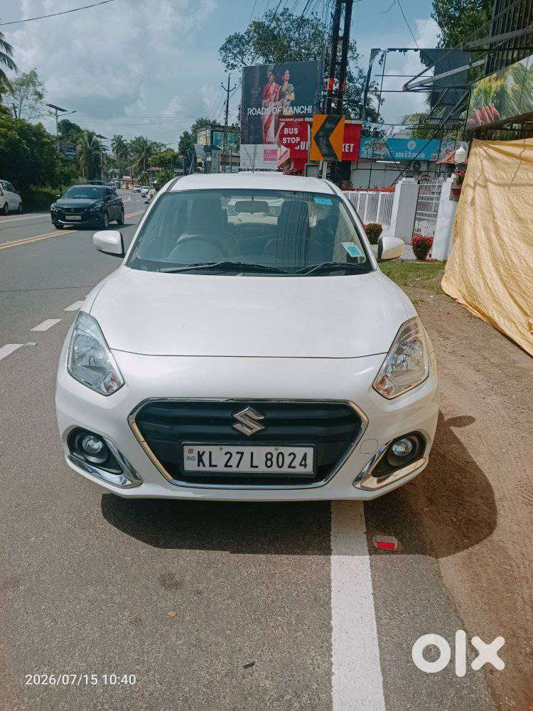 Maruti Suzuki Dzire 1.2 Vxi, 2023, Petrol