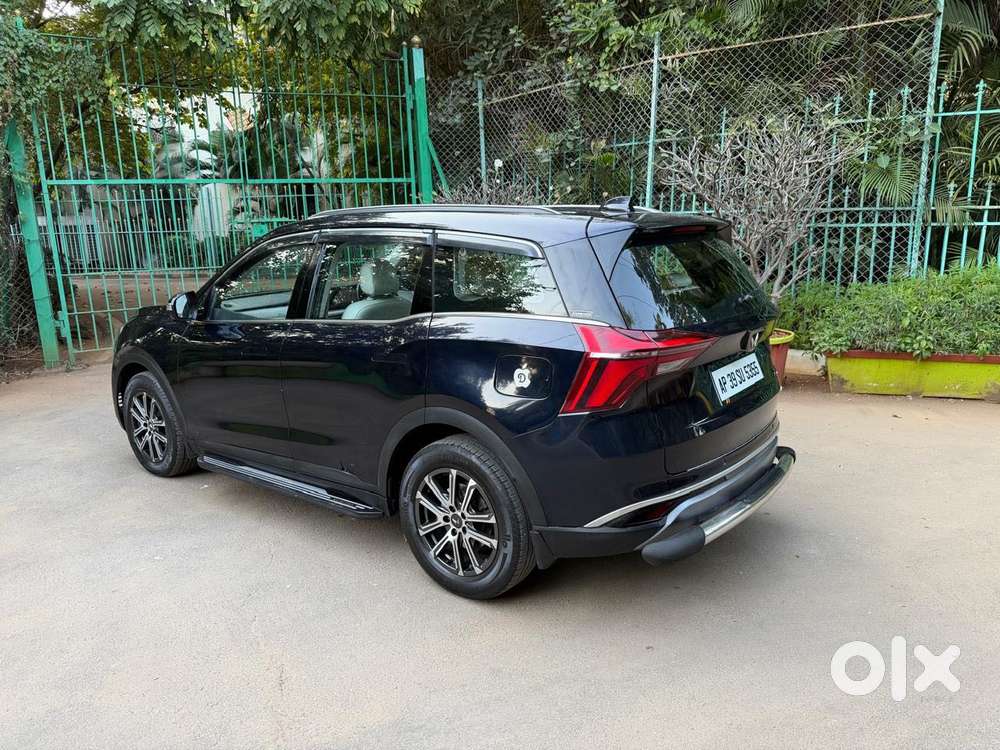 Mahindra Xuv700 2.2 Ax 7 Diesel At Luxury Pack Str Awd, 2023, Diesel
