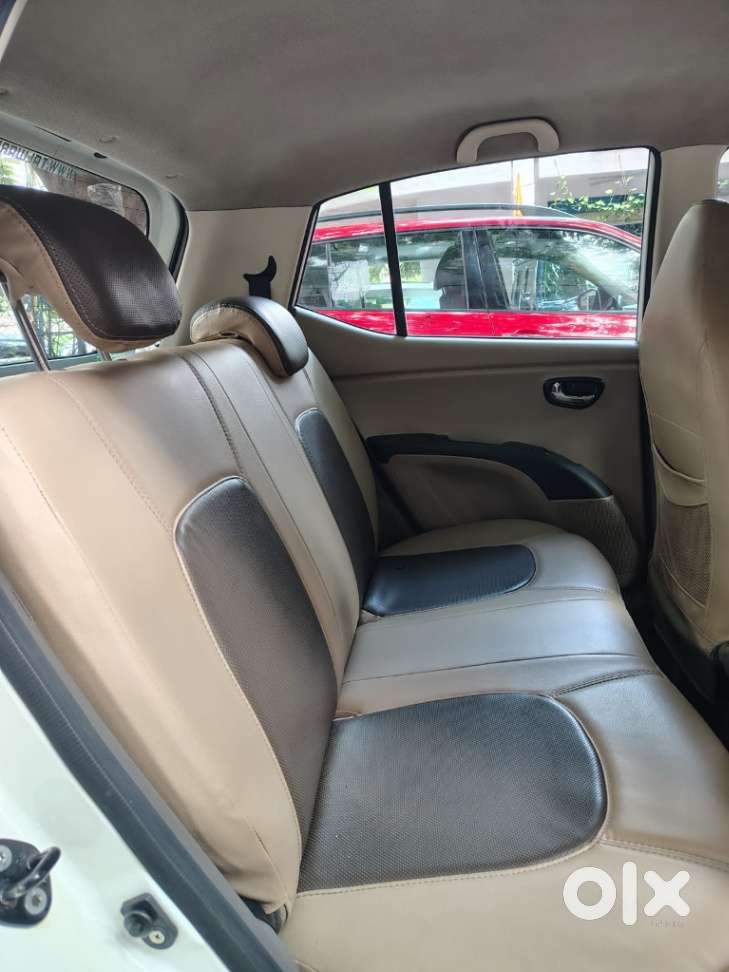 Hyundai I10 Sportz At, 2010, Petrol