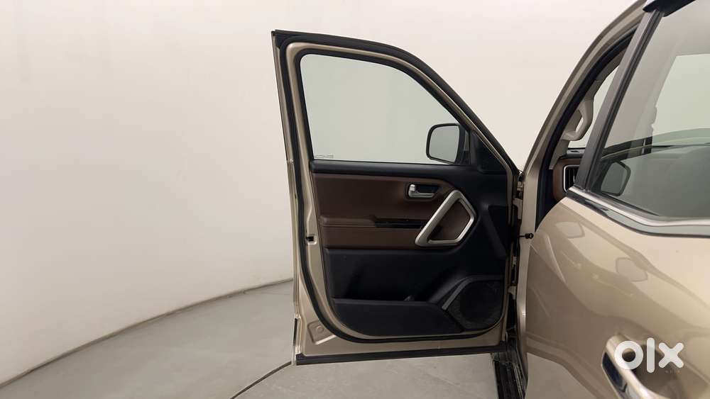 Mahindra Scorpio N Z8 L Petrol At 7 Str, 2022, Petrol